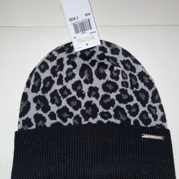 Michael Kors Womens Leopard Beanie Hat One Size Retail $78 New with Tag - Picture 7 of 10